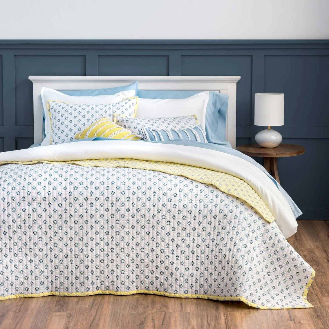 Coupon ✨ Martha Stewart Collection Naomi Block Quilt Set ???? 2 Coupon ✨ Martha Stewart Collection Naomi Block Quilt Set ???? - Image 2
