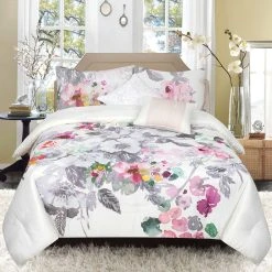 Brand new ✨ Royale Linens Brighton Watercolor Floral 3 Pc. Comforter Set ????