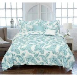 Brand new ✨ Royale Linens Aruba Paisley, Ultra-Soft And Breathable, 5-Piece Comforter Set ✨
