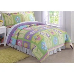 Deals ???? My World Sweet Helena Comforter Set ✨