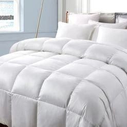 Brand new ???? Serta Light Warmth Down Fiber Comforter ???? -J. Queen New York shop unnamed file 2049