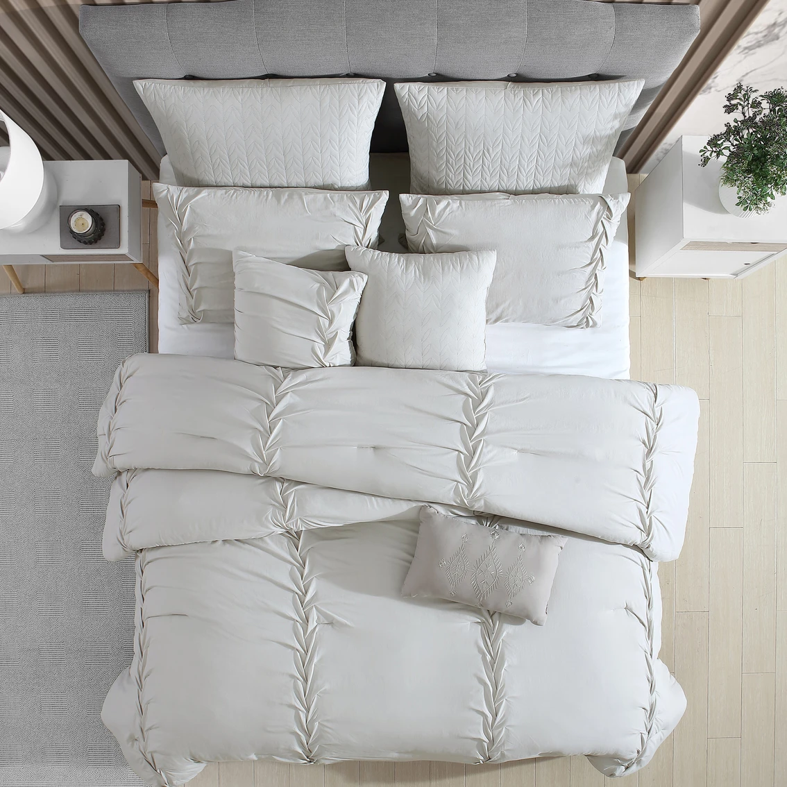 Discount ???? Marie Claire Peyton Comforter 8 Pc. Set ???? 3 Discount ???? Marie Claire Peyton Comforter 8 Pc. Set ???? - Image 3