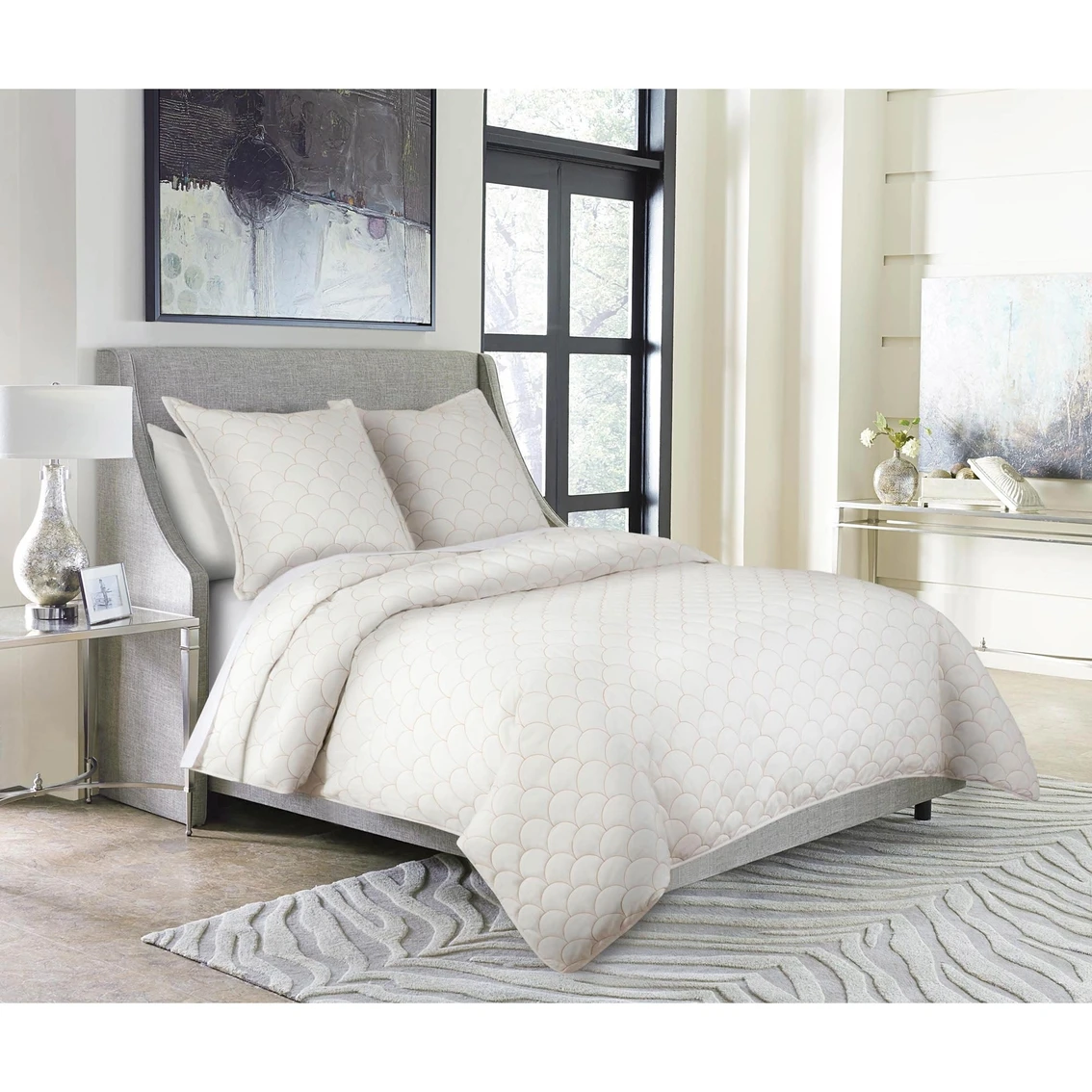 Brand new ???? Michael Amini Trabuco 3 Pc. Duvet Set ❤️ 1 Brand new ???? Michael Amini Trabuco 3 Pc. Duvet Set ❤️