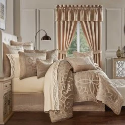 Brand new ⭐ J. Queen New York Decade Gold Comforter 4 Pc. Set ????