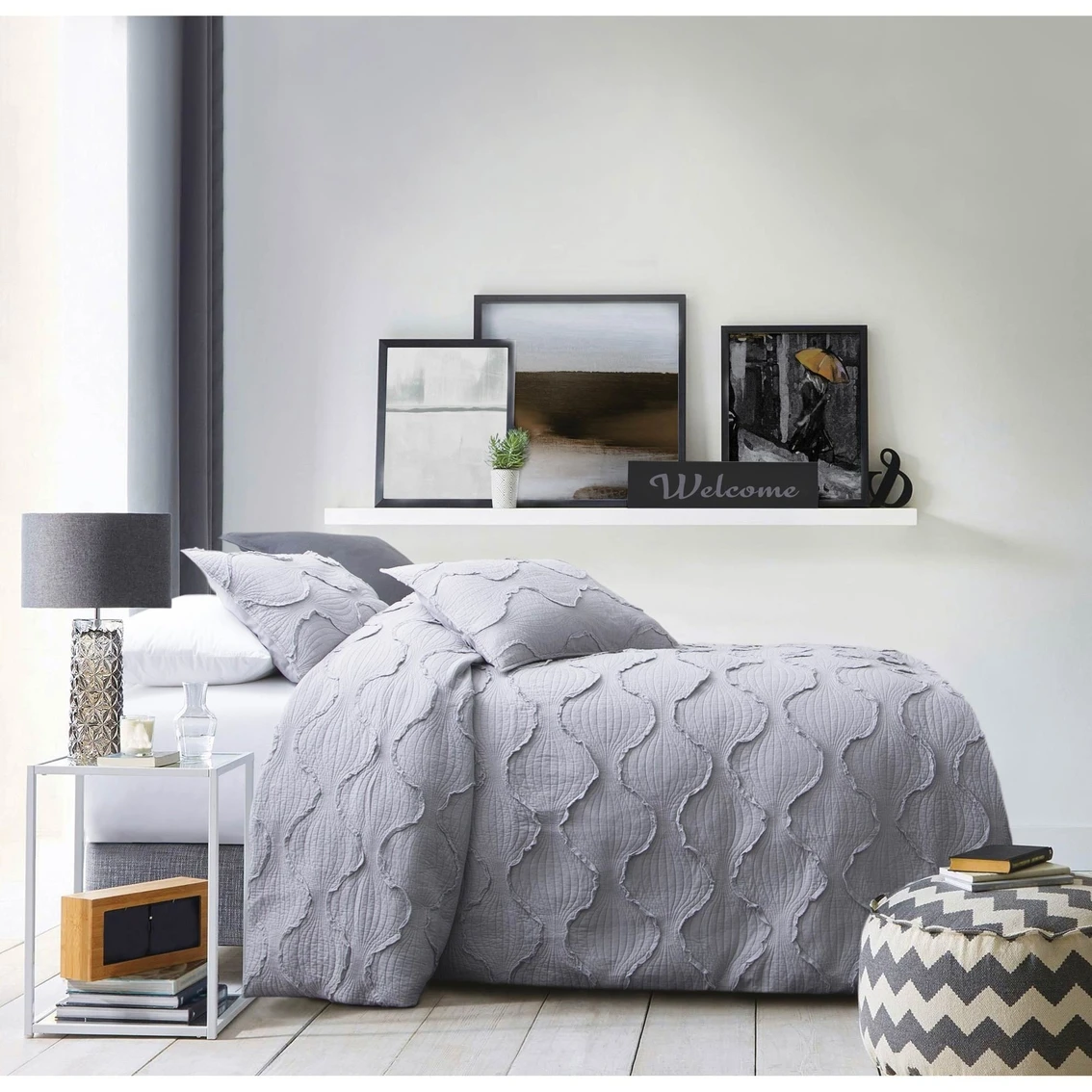 Best Pirce ???? Michael Amini Janelle 3 Pc. Duvet Set ???? 2 Best Pirce ???? Michael Amini Janelle 3 Pc. Duvet Set ???? - Image 2