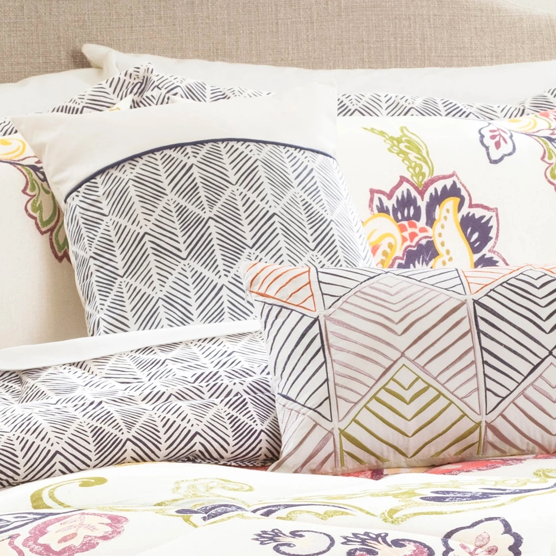 Best reviews of ???? Lush Decor Aster 5 Pc. Quilted Comforter Set ???? 2 Best reviews of ???? Lush Decor Aster 5 Pc. Quilted Comforter Set ???? - Image 2